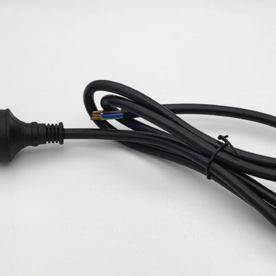 1.5mm2 extension lead withplug 1.5m