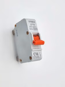 Plugin 16A 1P C-curve 3kA-VYNCO