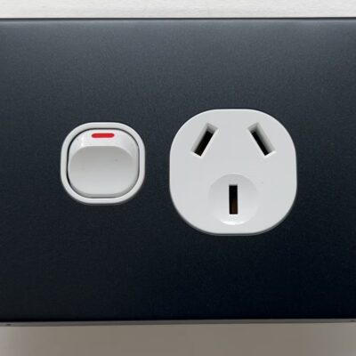 IGOTO 10A Single PowerPoint Horizontal — Black (CS313-B)