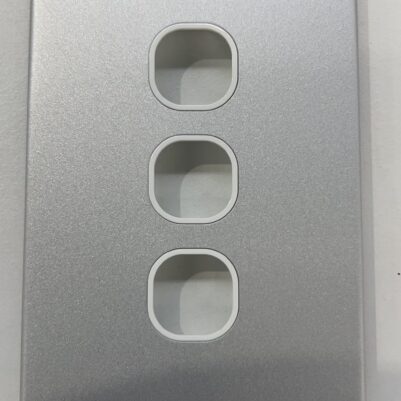 3Gang Plate With Frame